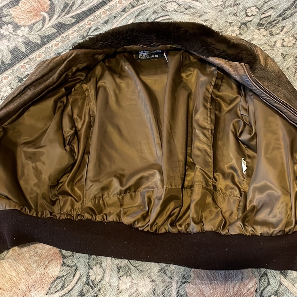 MUST SEE—Vintage Schott Bros leather G-1 Flyers jacket. Great shape. Made in USA - Picture 13 of 16